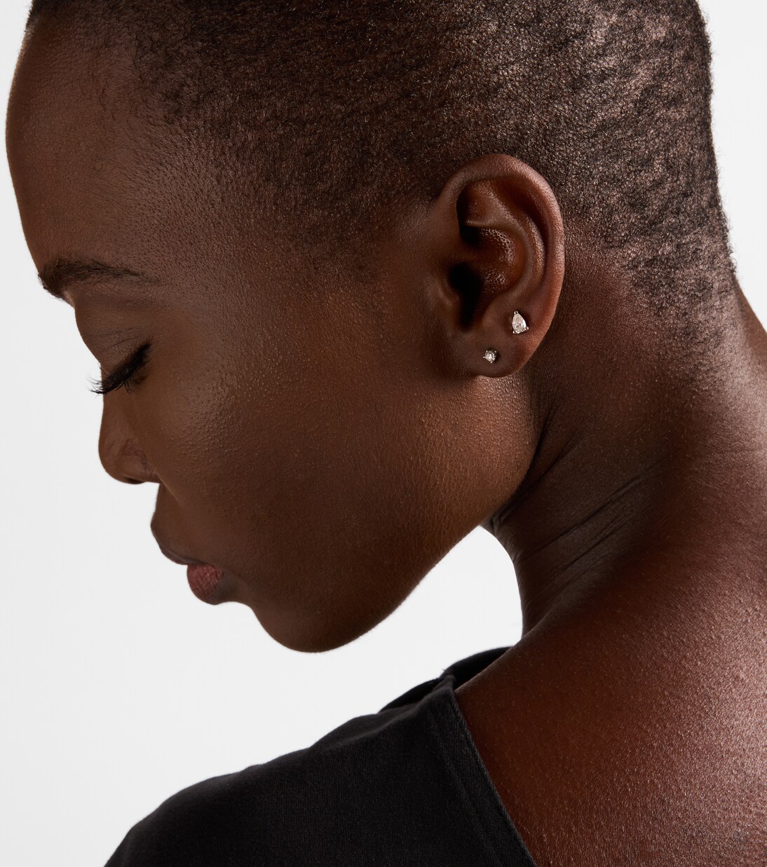 18kt white gold single earring with diamonds | Anita Ko