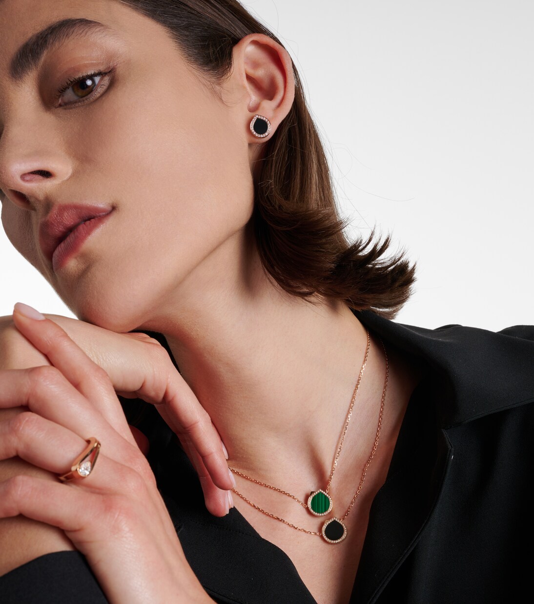 Pendiente individual Antifer de oro rosa de 18 ct con ónice y diamantes | Repossi