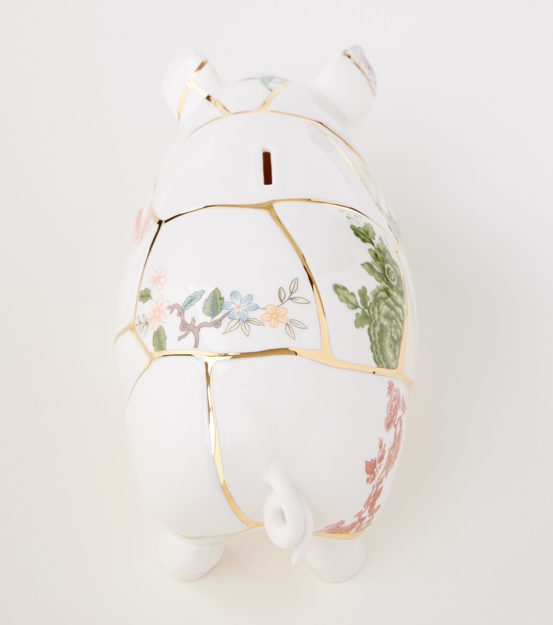 Kintsugi piggy bank by Marcantonio Raimondi Malerba | Seletti