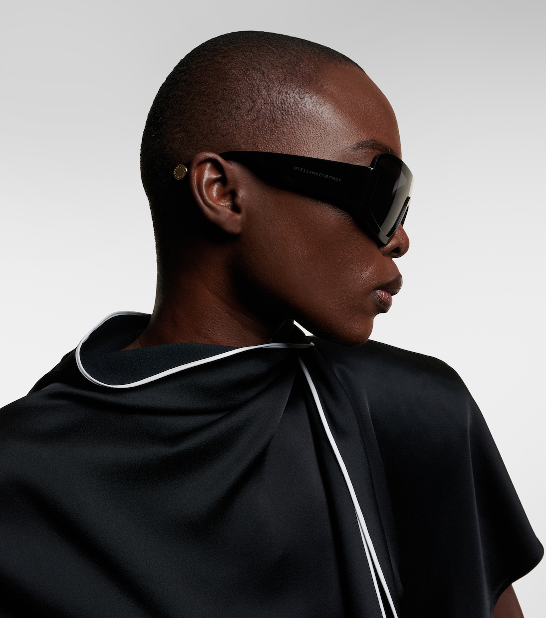 Logo flat-top sunglasses | Stella McCartney