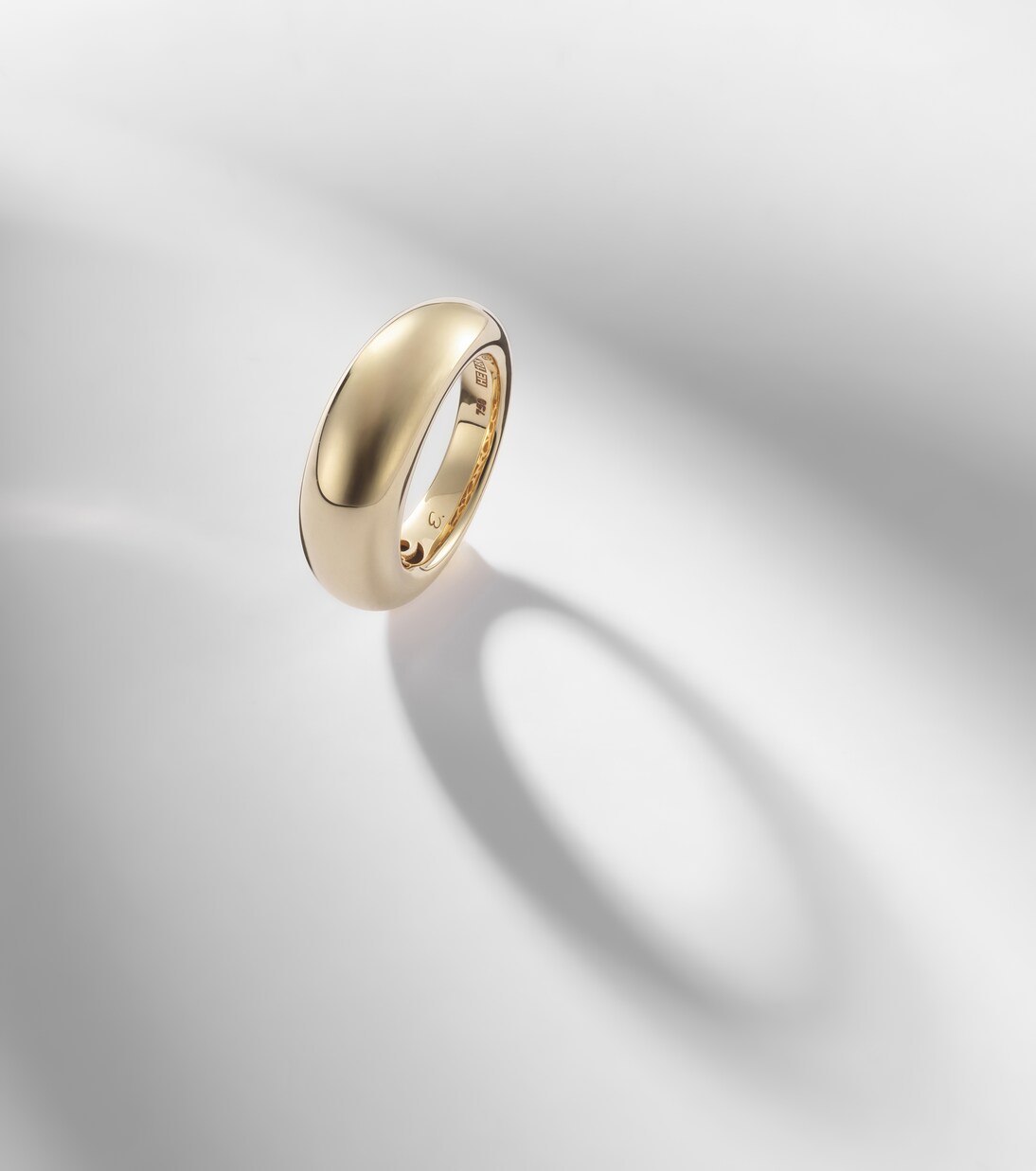 New York 66 Big 18kt gold ring | Engelbert
