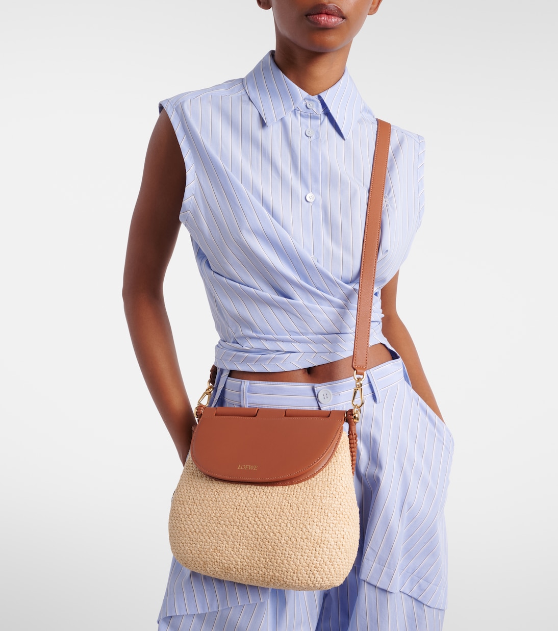 Paula's Ibiza Pescador Medium raffia shoulder bag | Loewe