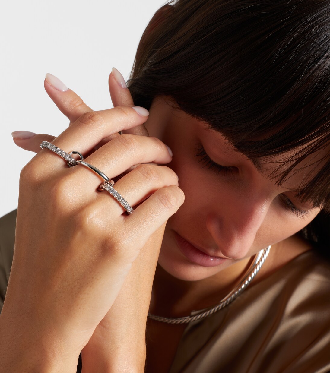 Bague Juno en or blanc 18 ct et diamants | Spinelli Kilcollin