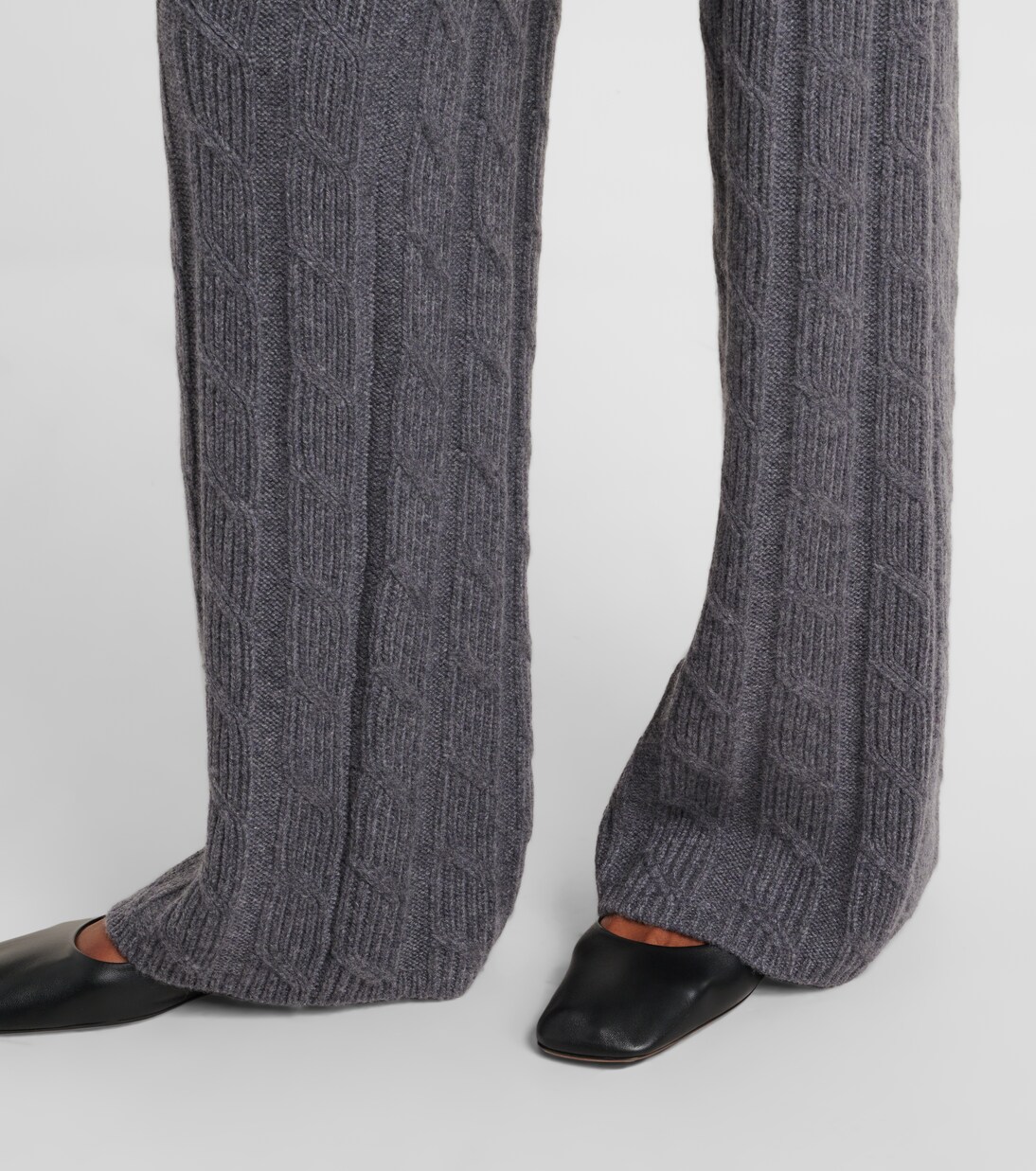 Pantalon ample Ebba en cachemire | Lisa Yang