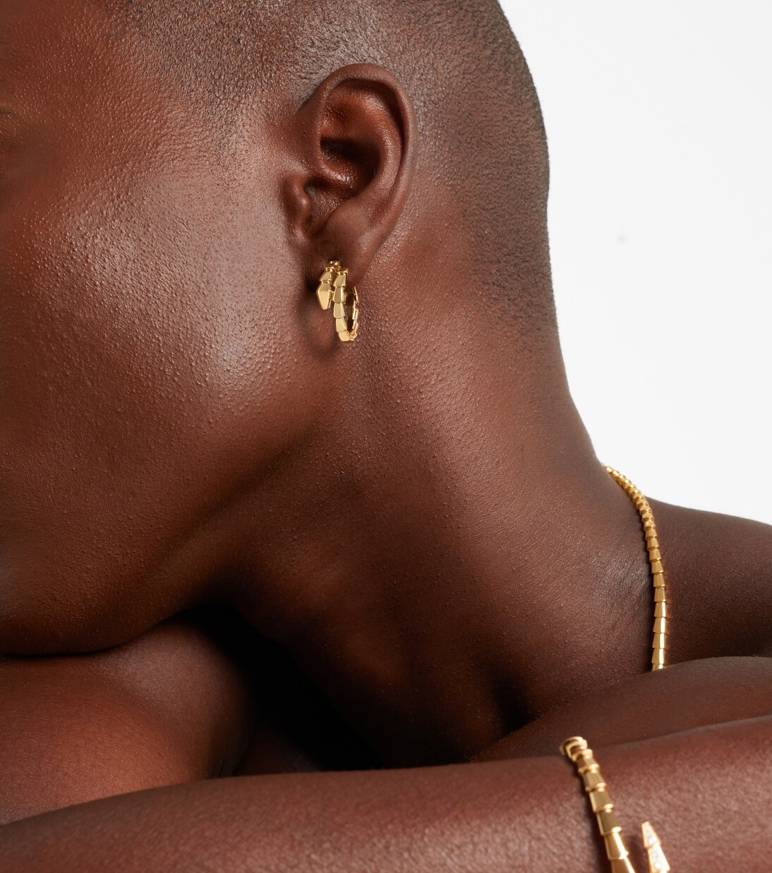 Serpenti Viper 18kt gold earrings | Bvlgari