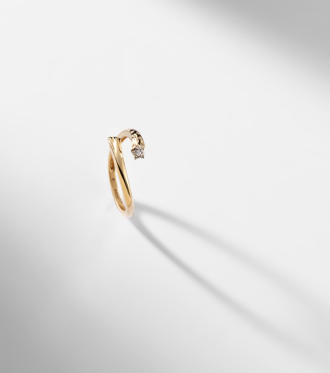 Shooting Star 14kt gold ring with diamonds | Roxanne First