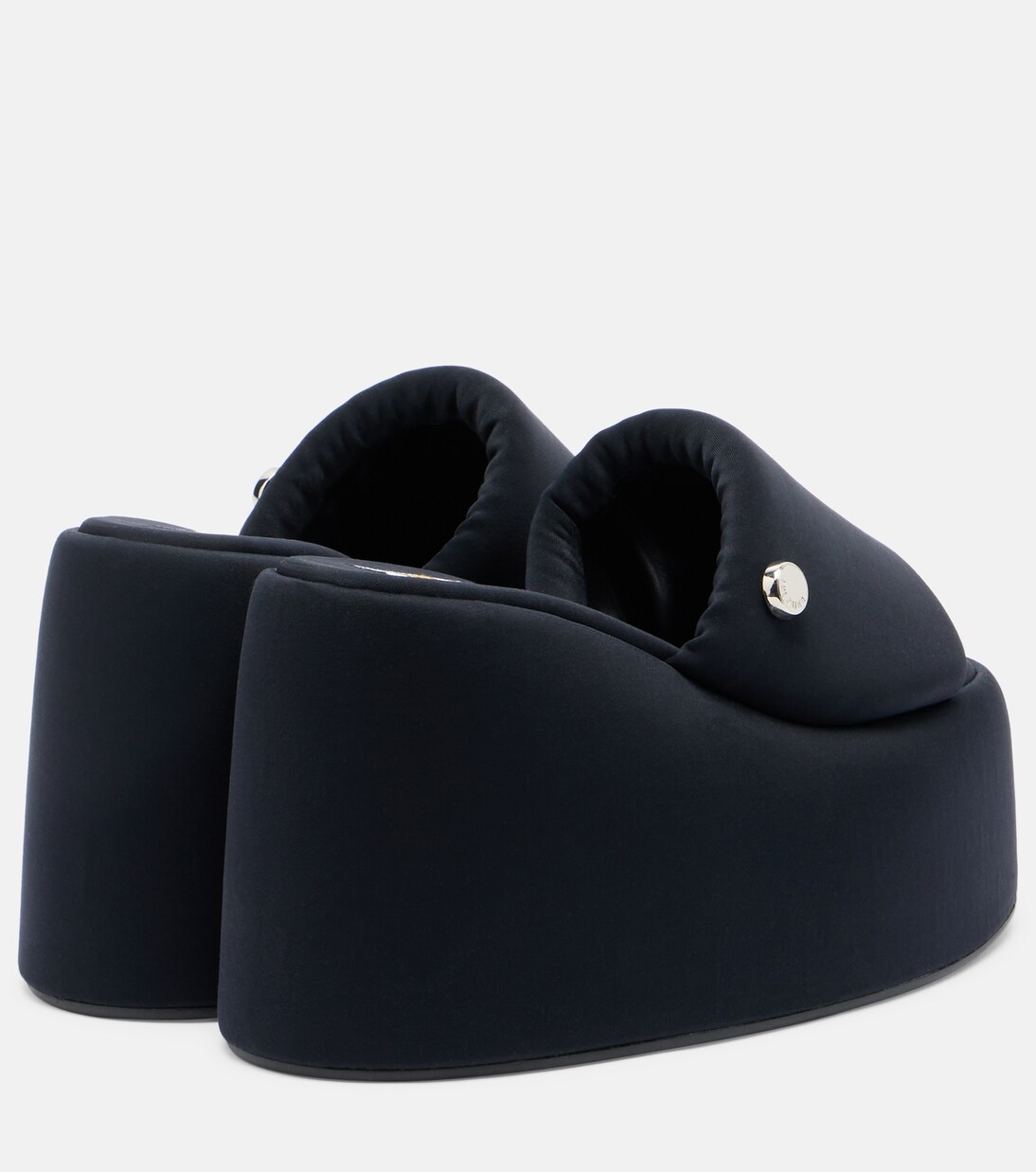 Mochi platform slides | The Attico