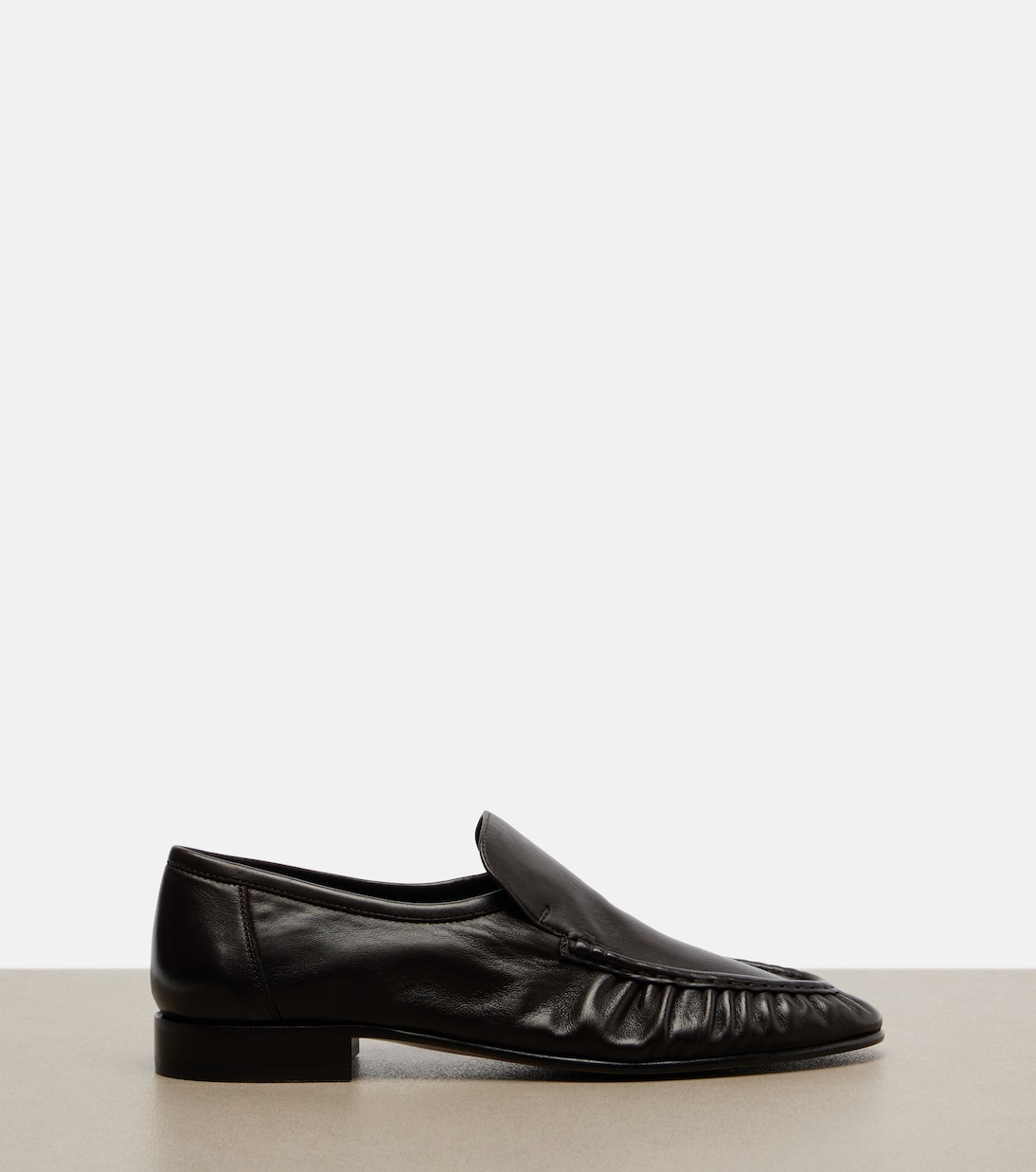 Loafers Soft aus Leder | The Row