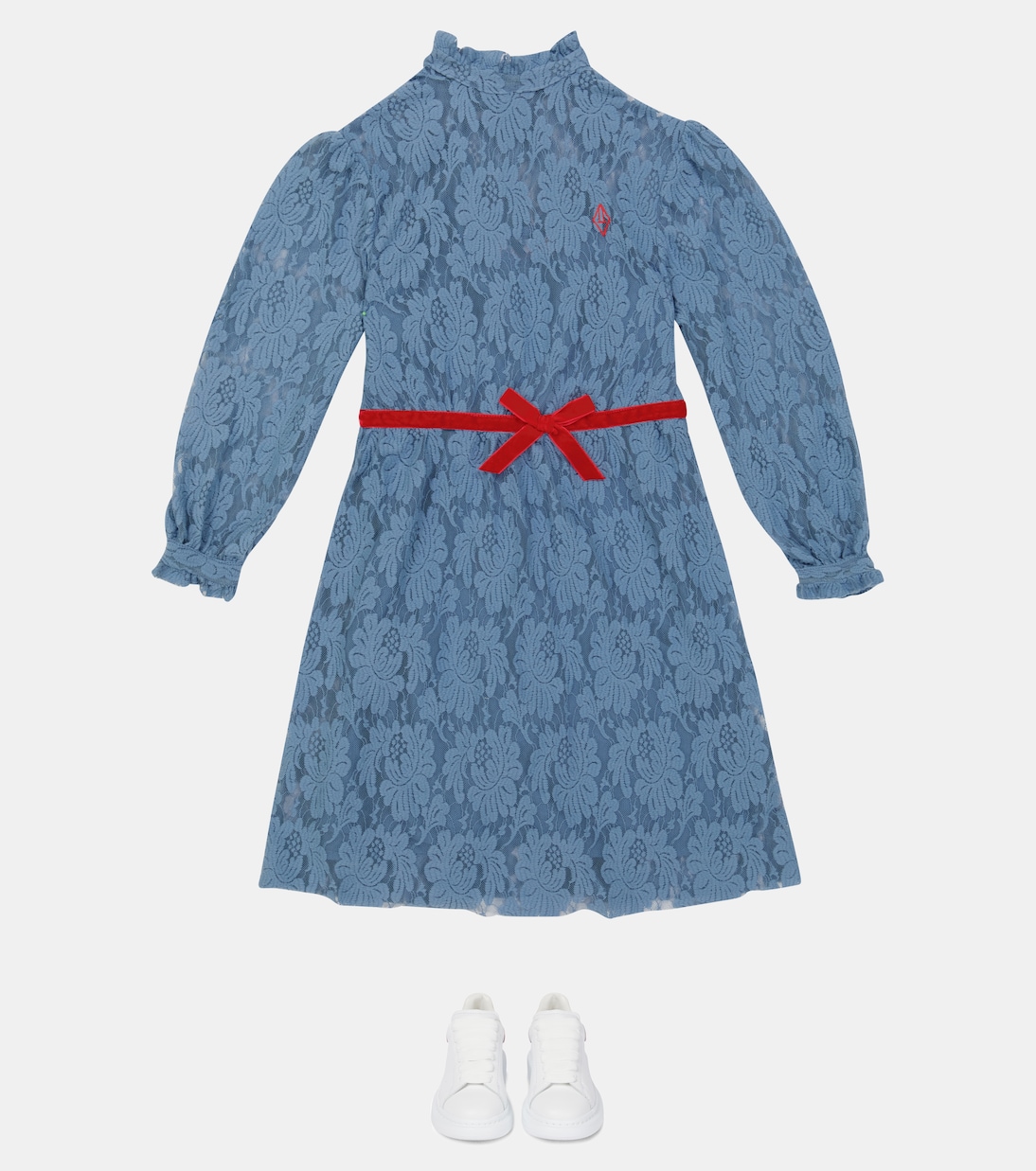 Robe Dolphin en dentelle | The Animals Observatory