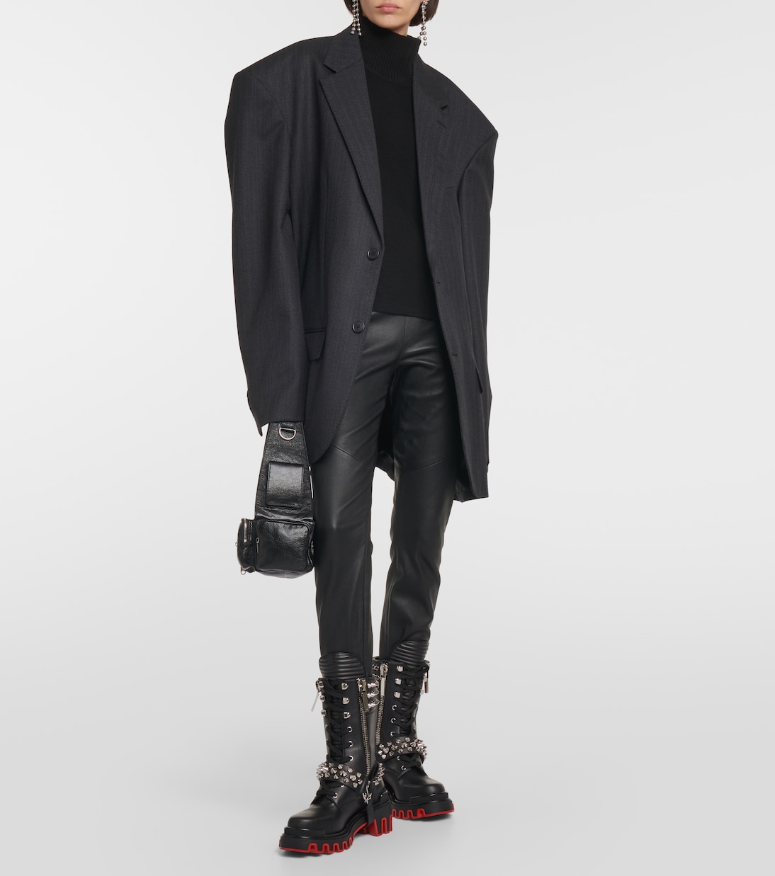 Botas biker Janetta adornadas | Christian Louboutin