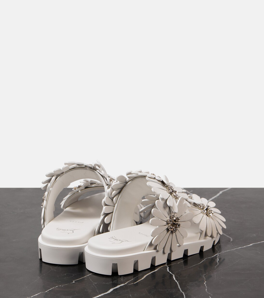 سلايدز من الجلد السويدي والجلد Flora Cool | Christian Louboutin