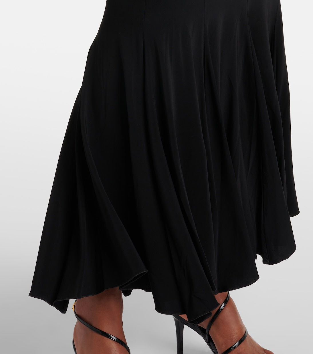 Maxirock Zoe | Nensi Dojaka