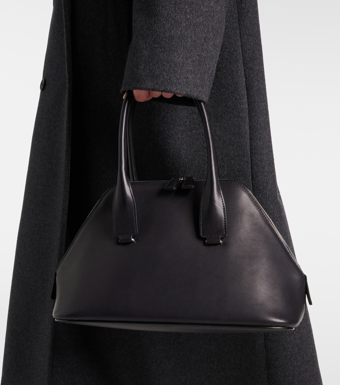 Sac Devon Medium en cuir | The Row