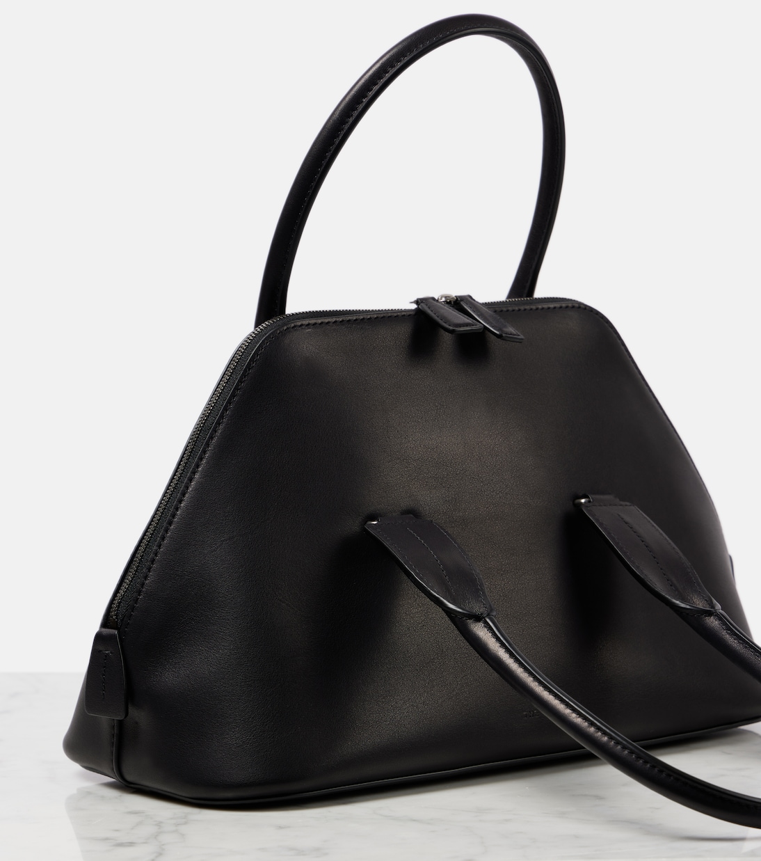 Sac Devon Medium en cuir | The Row