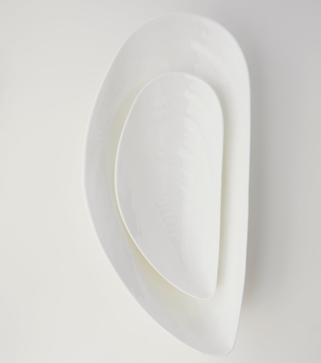 Marcel Medium porcelain bowl by Wouters & Hendrix | Serax