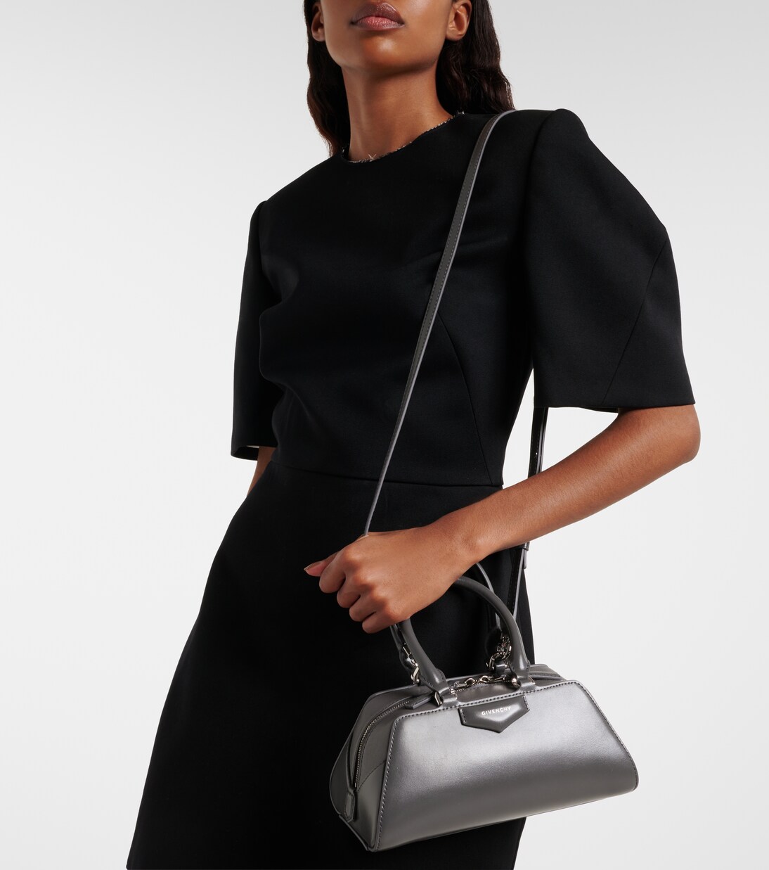 Tote Bag Antigona Cube Mini aus Leder | Givenchy