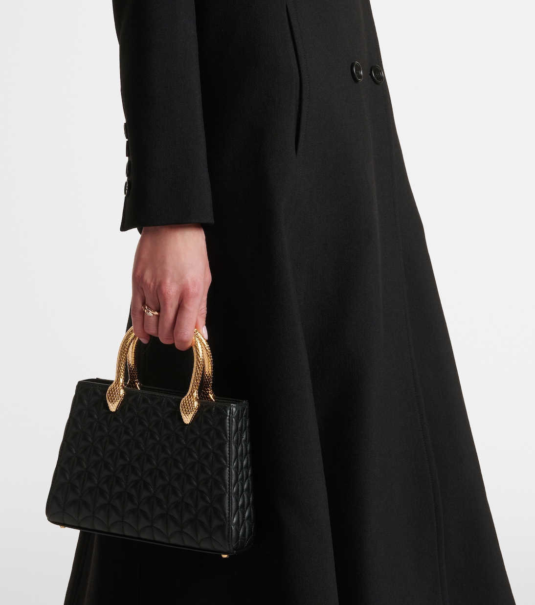 Serpentine Duo leather tote bag | Bvlgari