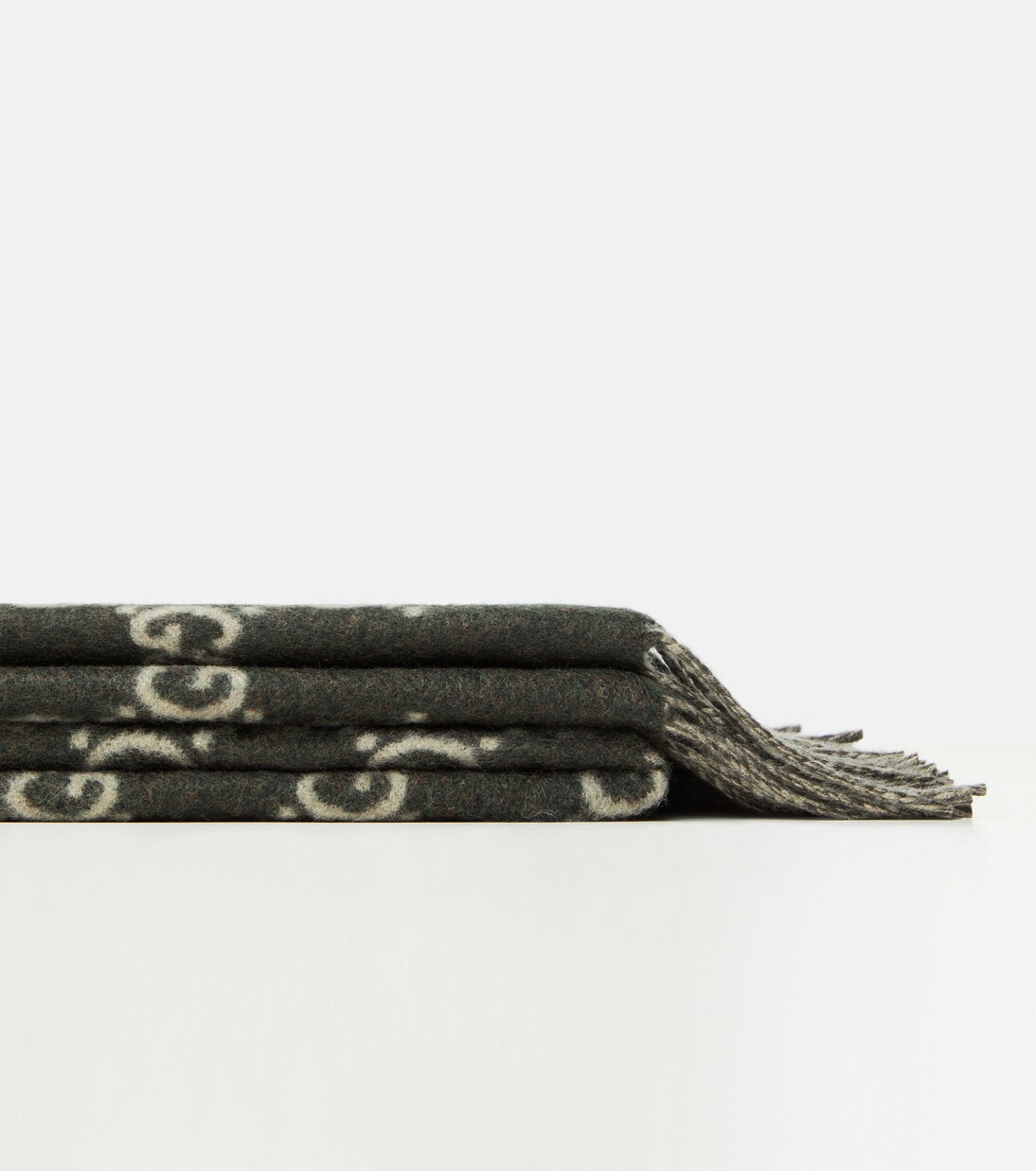 GG reversible wool and cashmere blanket | Gucci