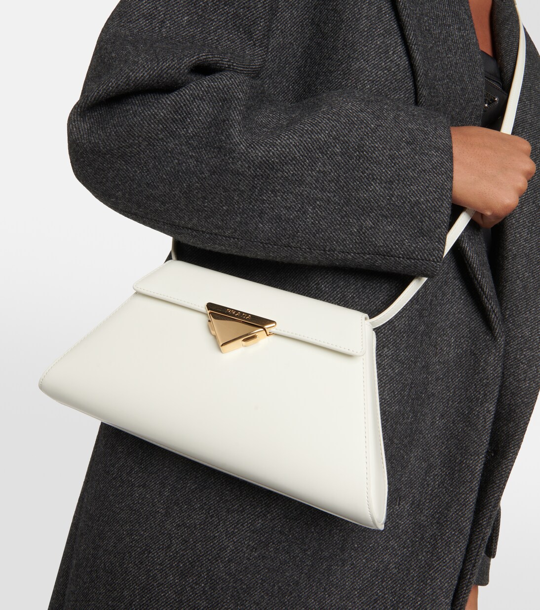 Schultertasche Medium aus Leder | Prada