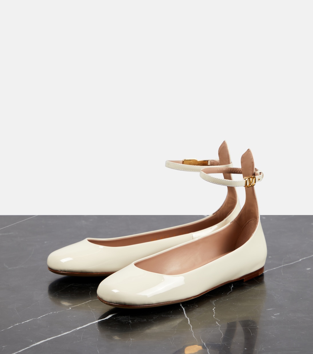 Tan-Go patent leather ballet flats | Valentino Garavani