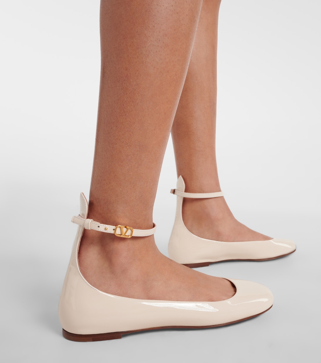 Tan-Go patent leather ballet flats | Valentino Garavani