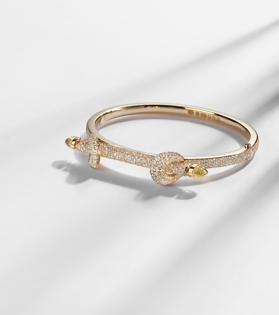 Bracciale Chakra Icon in oro 18kt con diamanti e quarzo | Ananya