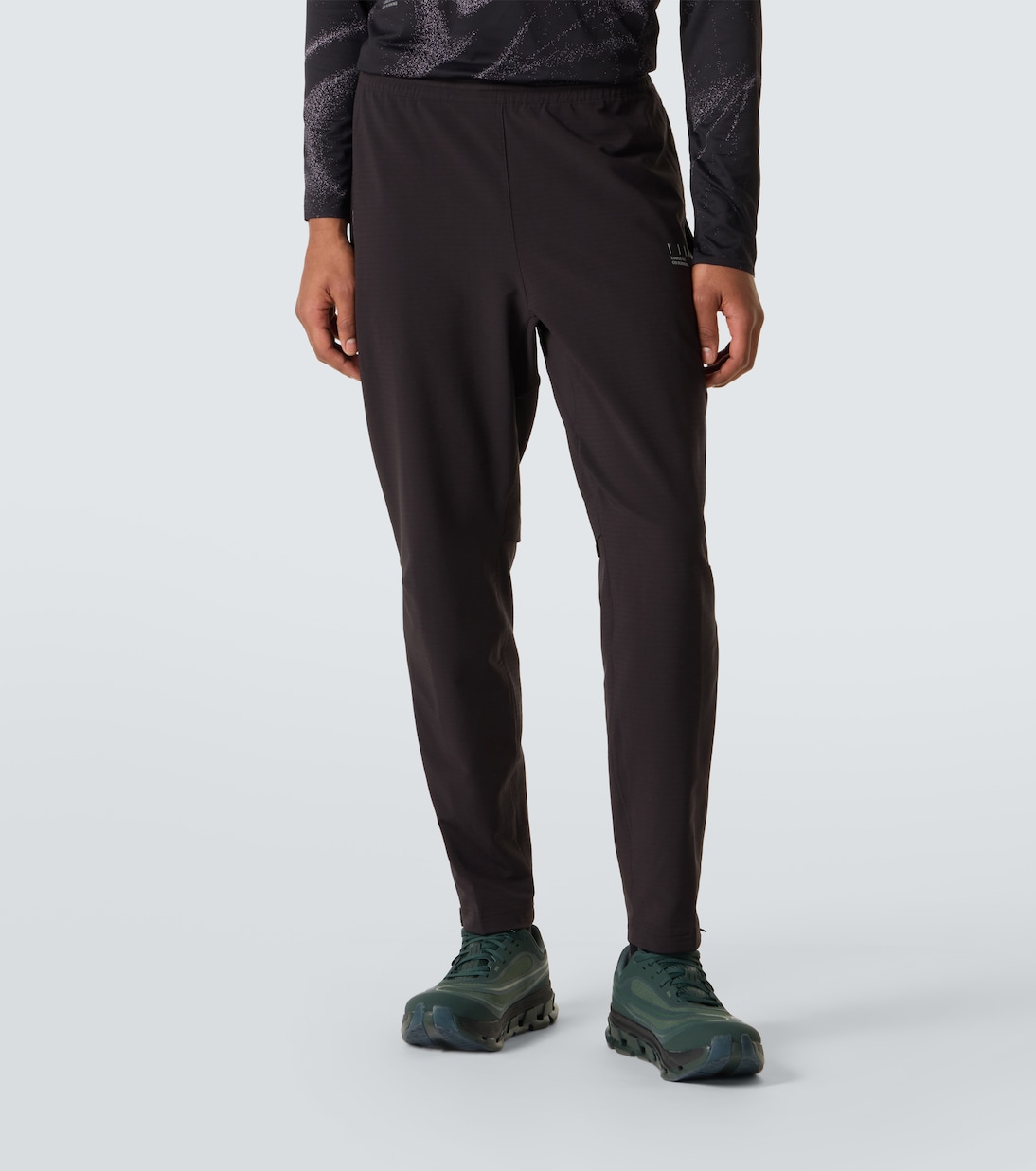 Weather track pants | On