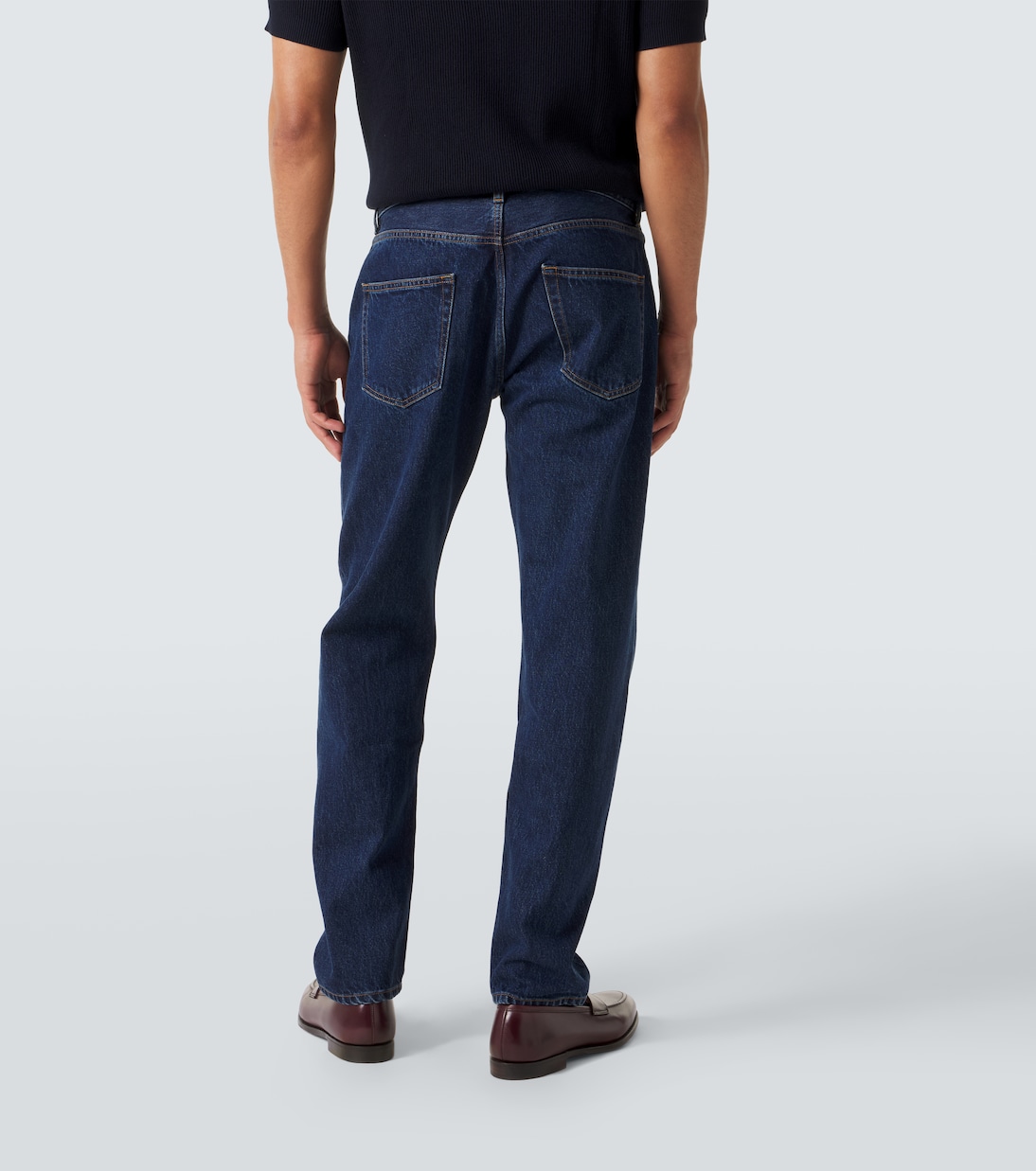 스트레이트 진 | Thom Sweeney
