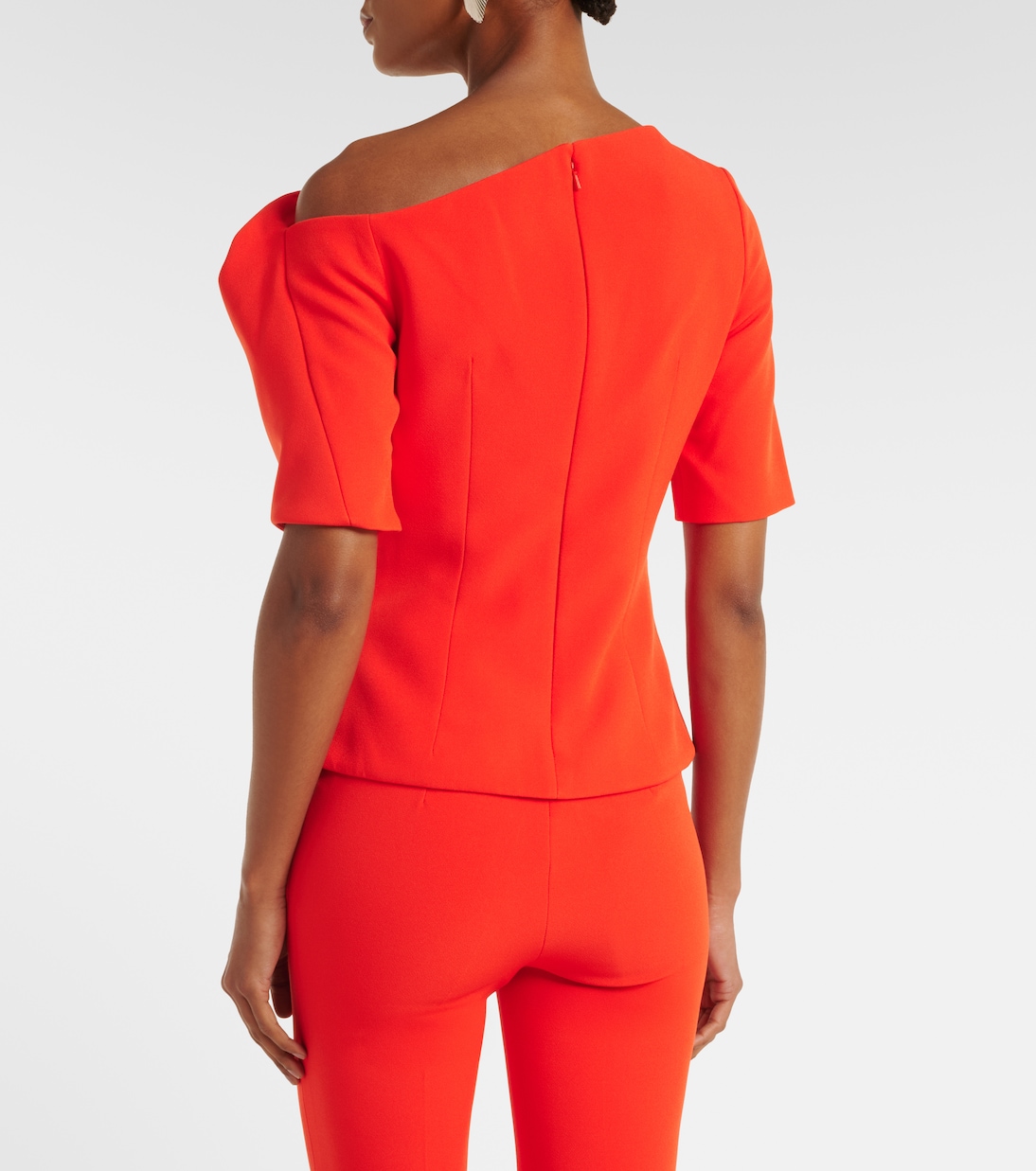 Marley 드레이프 크레이프 탑 | Safiyaa