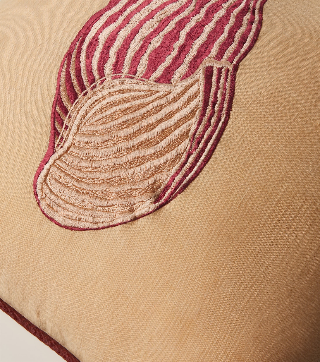 Embroidered cotton velvet cushion | Les-Ottomans