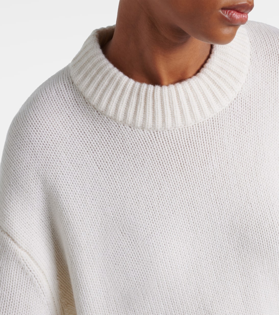Sony cashmere sweater | Lisa Yang