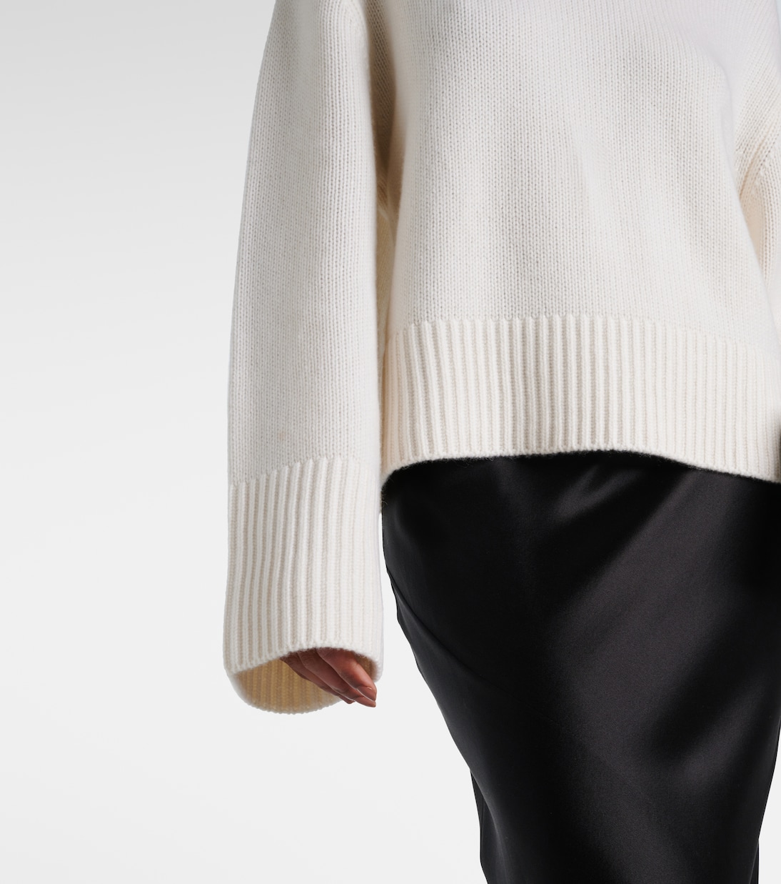 Sony cashmere sweater | Lisa Yang