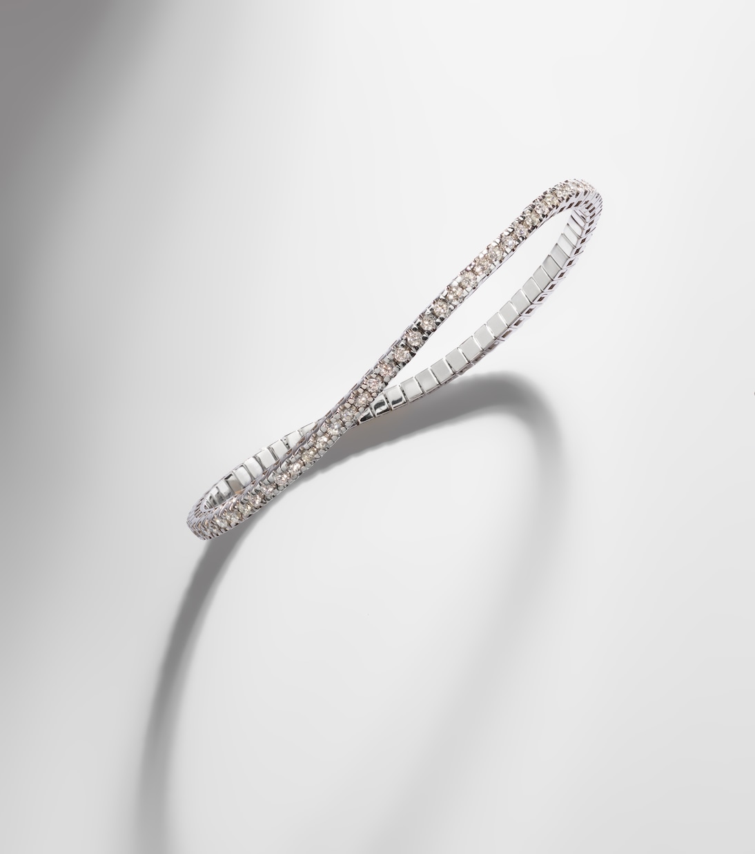 18kt white gold tennis bracelet with diamonds | Shay Jewelry