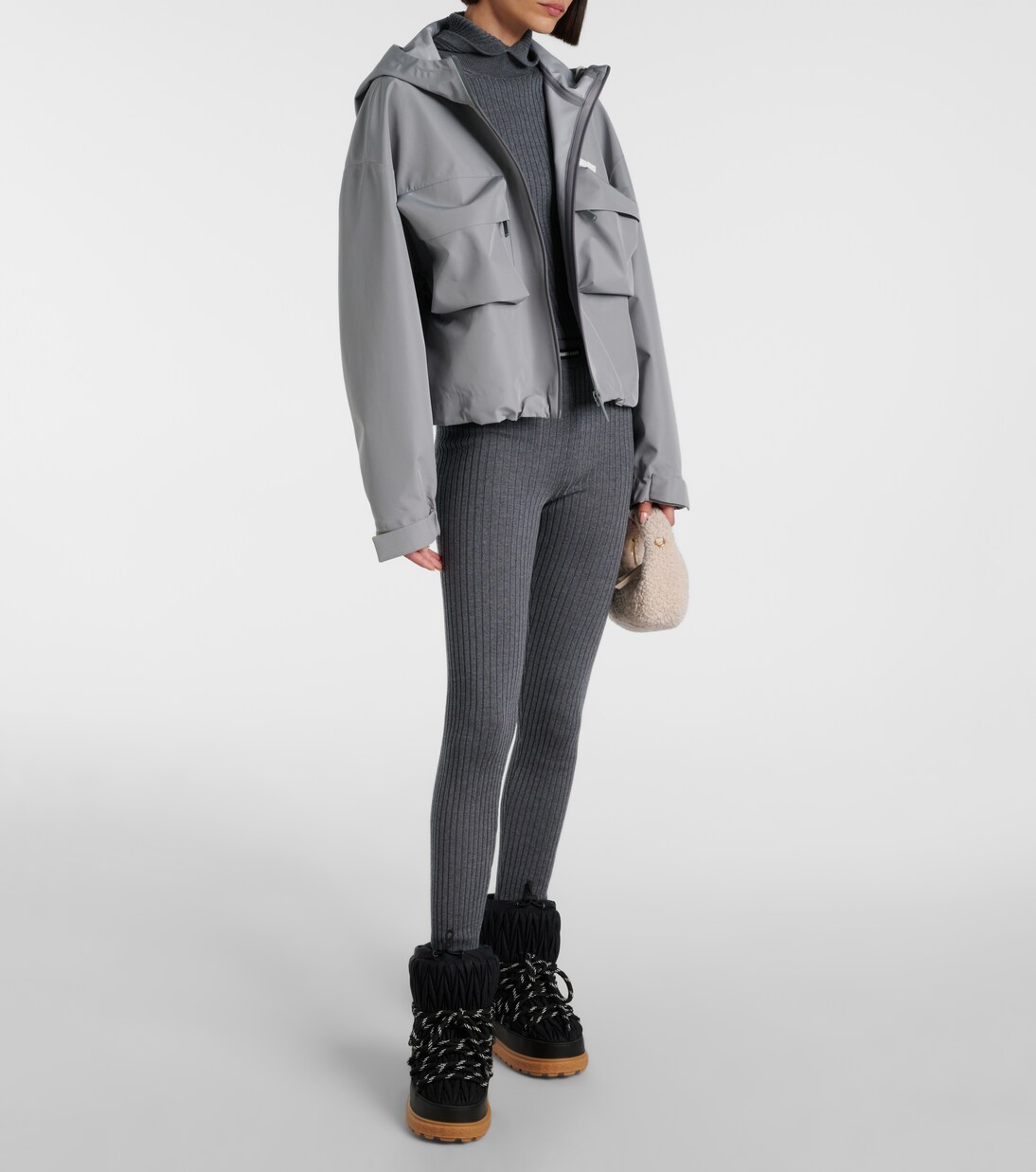 Logo matelassé snow boots | Miu Miu