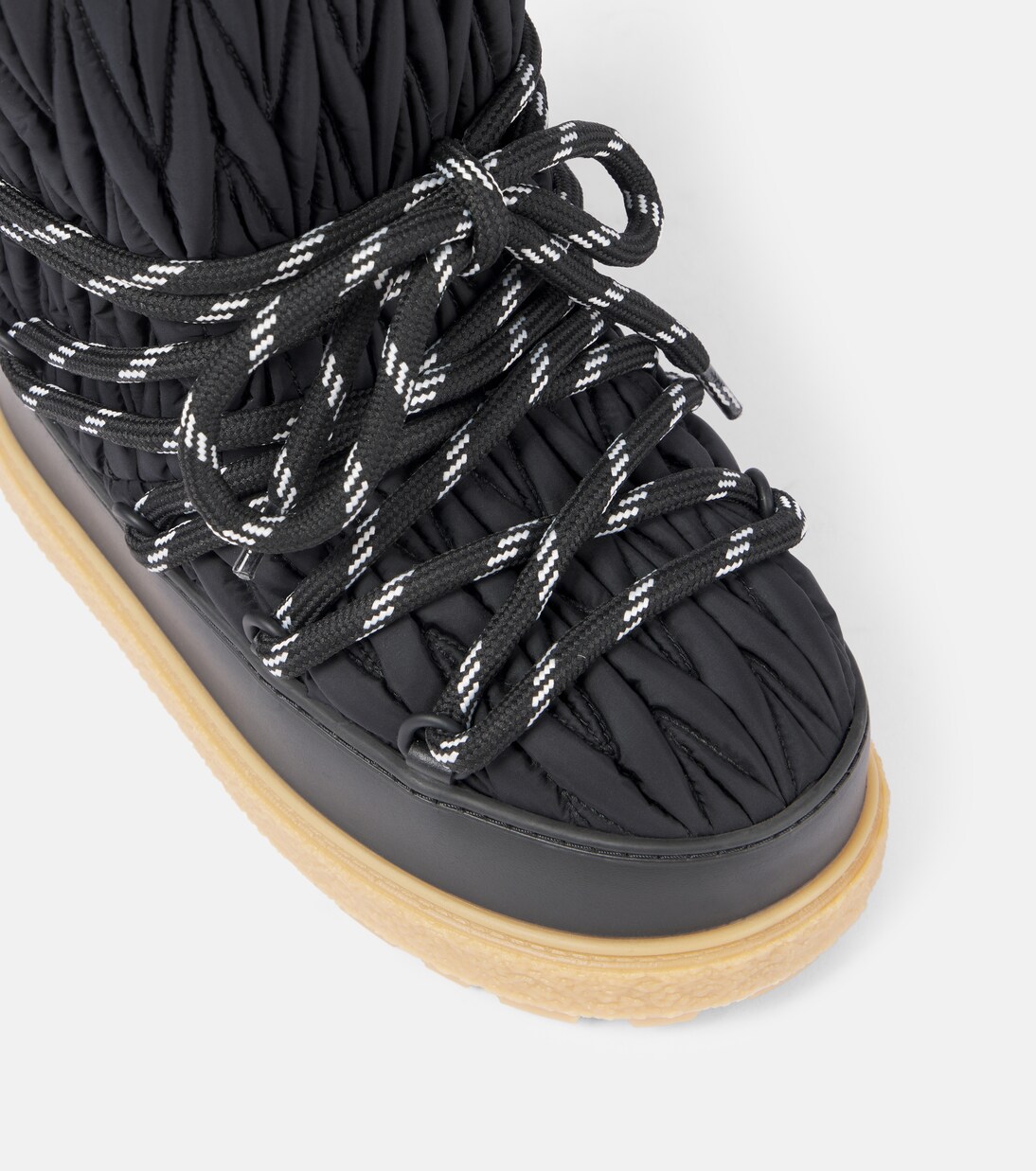 Logo matelassé snow boots | Miu Miu