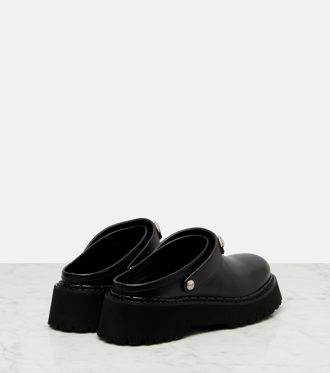 Horsebit leather mules | Gucci