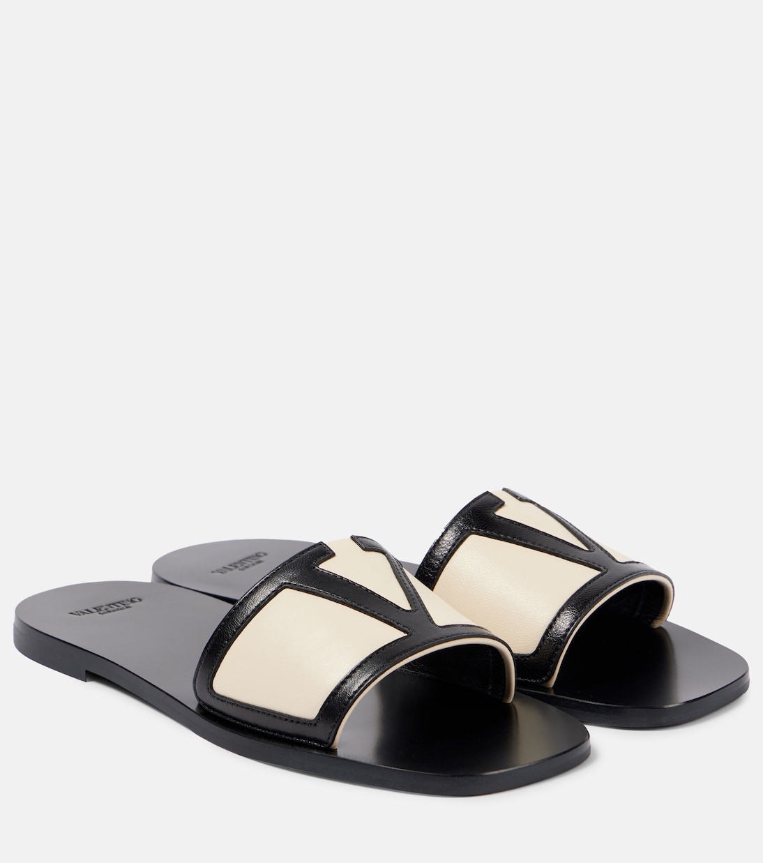 Viva Superstar leather slides | Valentino Garavani
