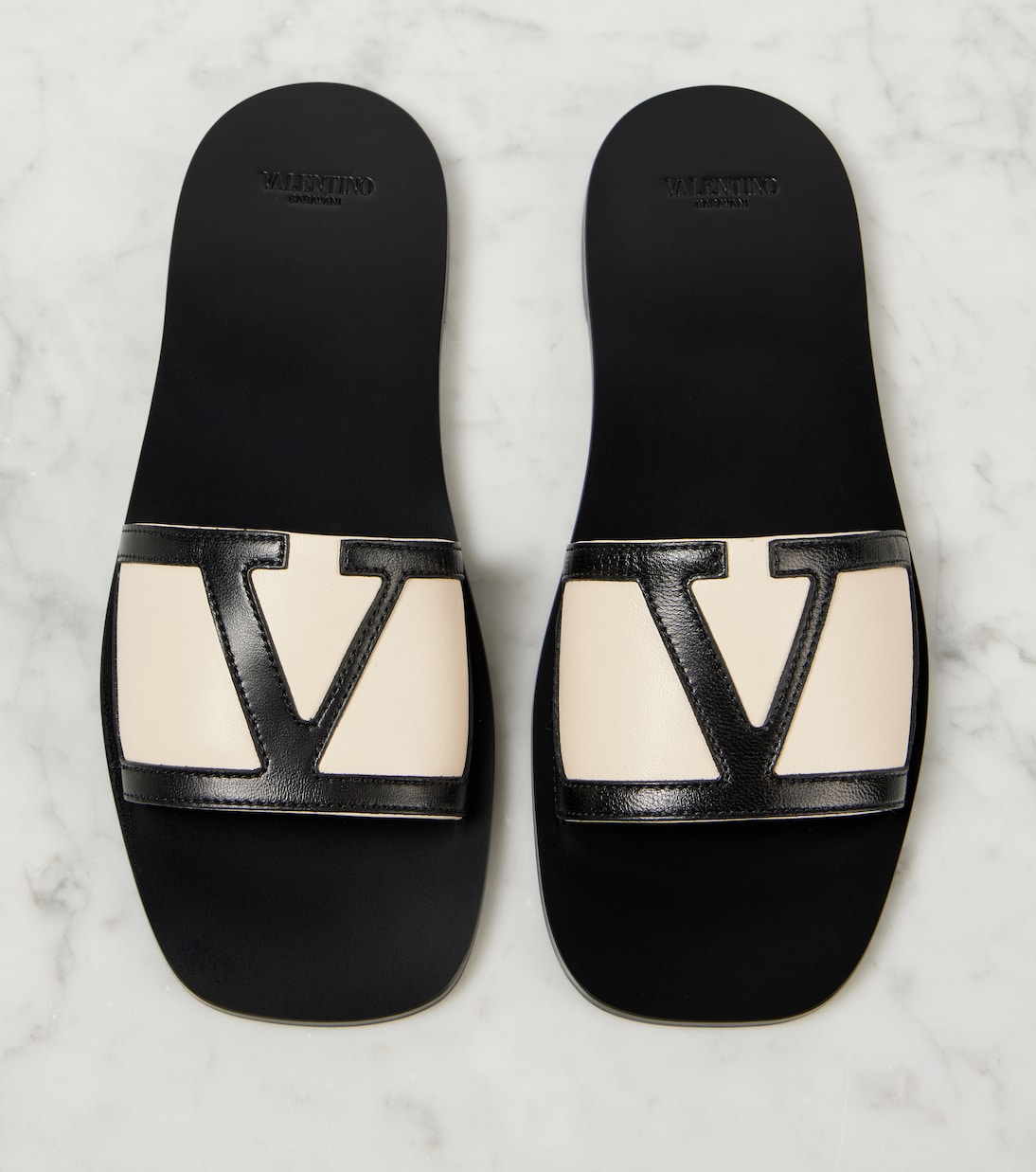 Viva Superstar leather slides | Valentino Garavani
