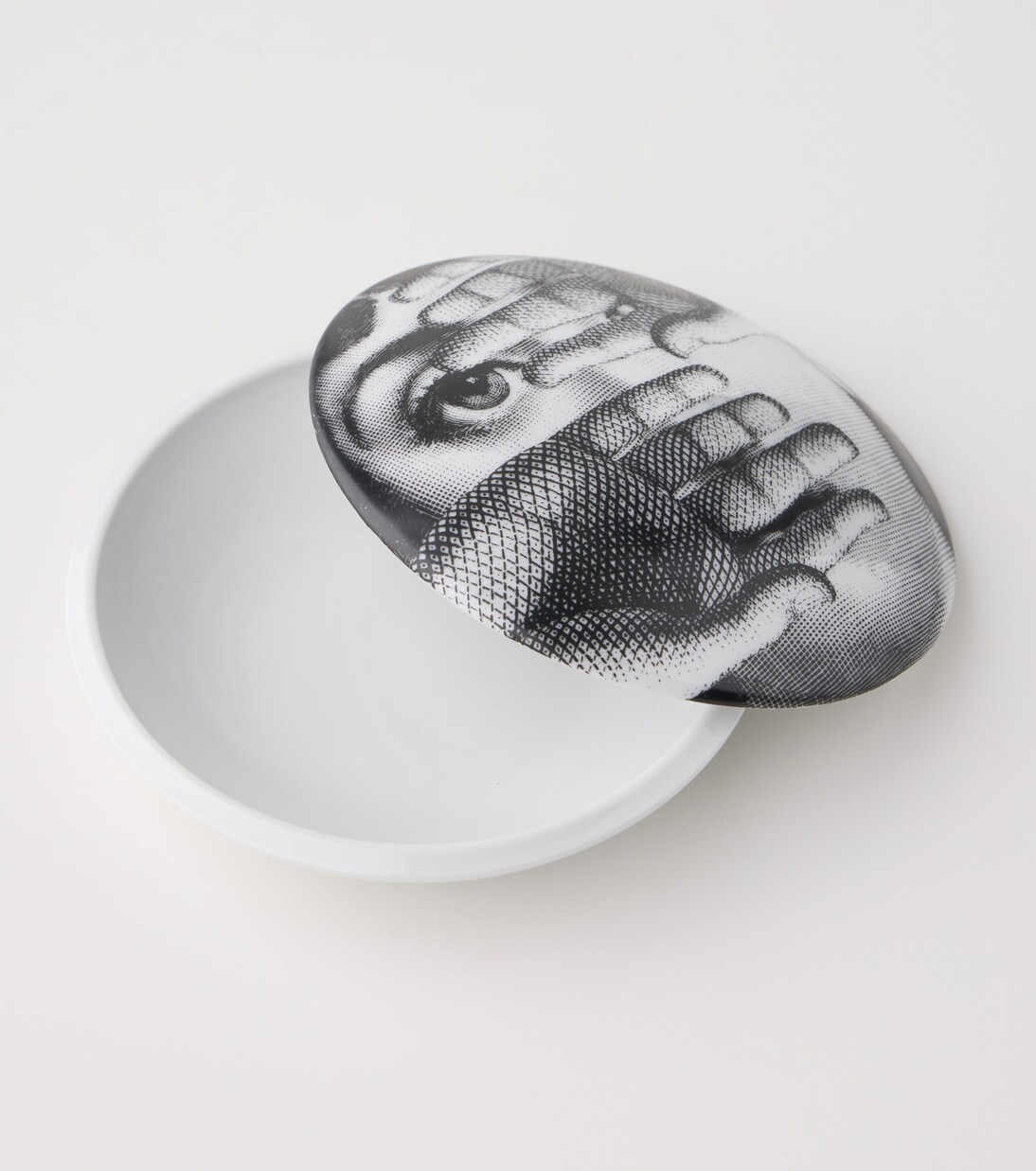 Tema e Variazioni porcelain container | Fornasetti