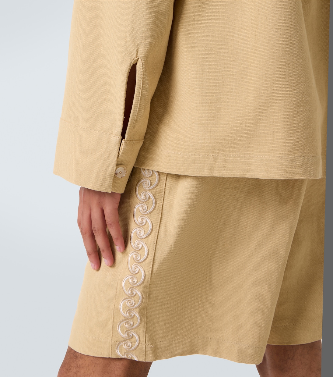 Bestickte Hemdjacke | Commas