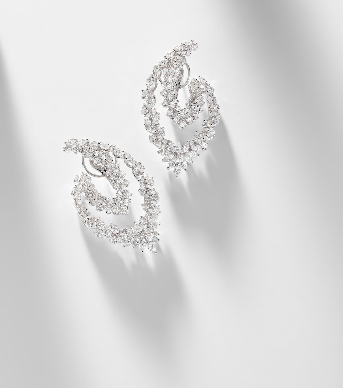 Y-Couture 18kt white gold drop earrings with diamonds | Yeprem