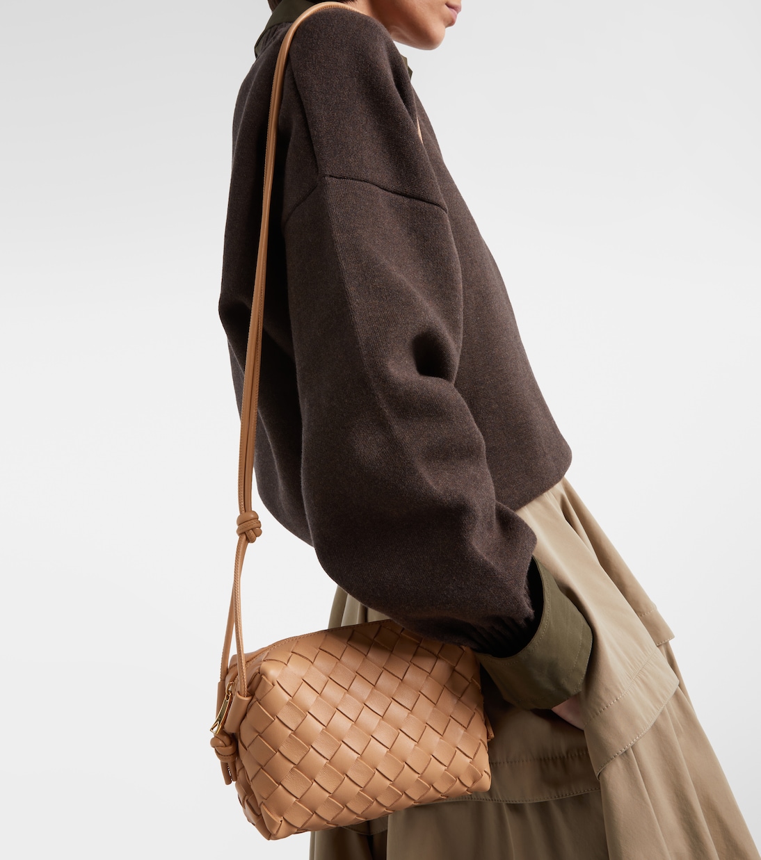 Borsa Loop Mini Camera Bag in pelle | Bottega Veneta