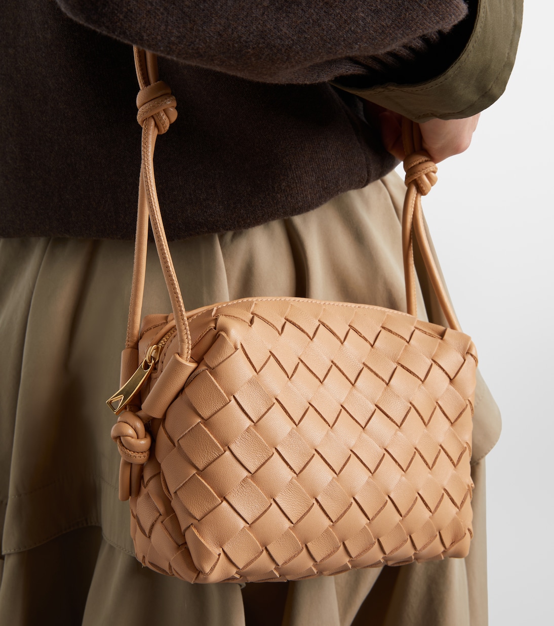 Borsa Loop Mini Camera Bag in pelle | Bottega Veneta