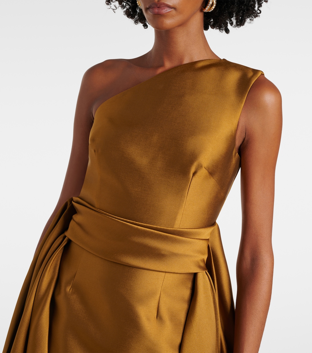One-Shoulder-Robe Charo aus Twill | Solace London