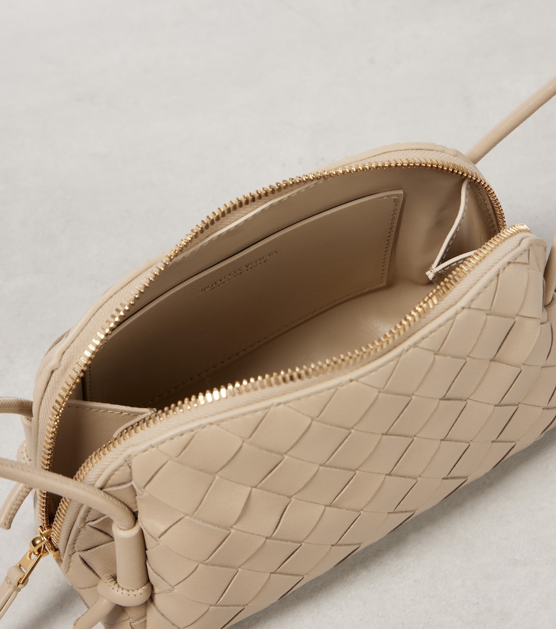 Concert Intrecciato leather shoulder bag | Bottega Veneta