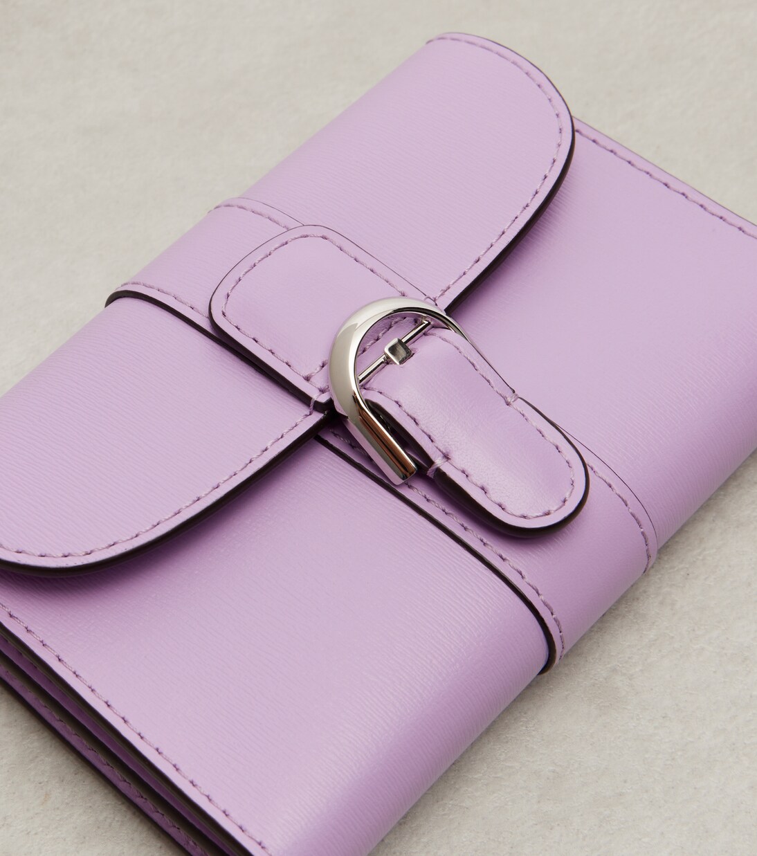 Brilliant Small leather card case | Delvaux