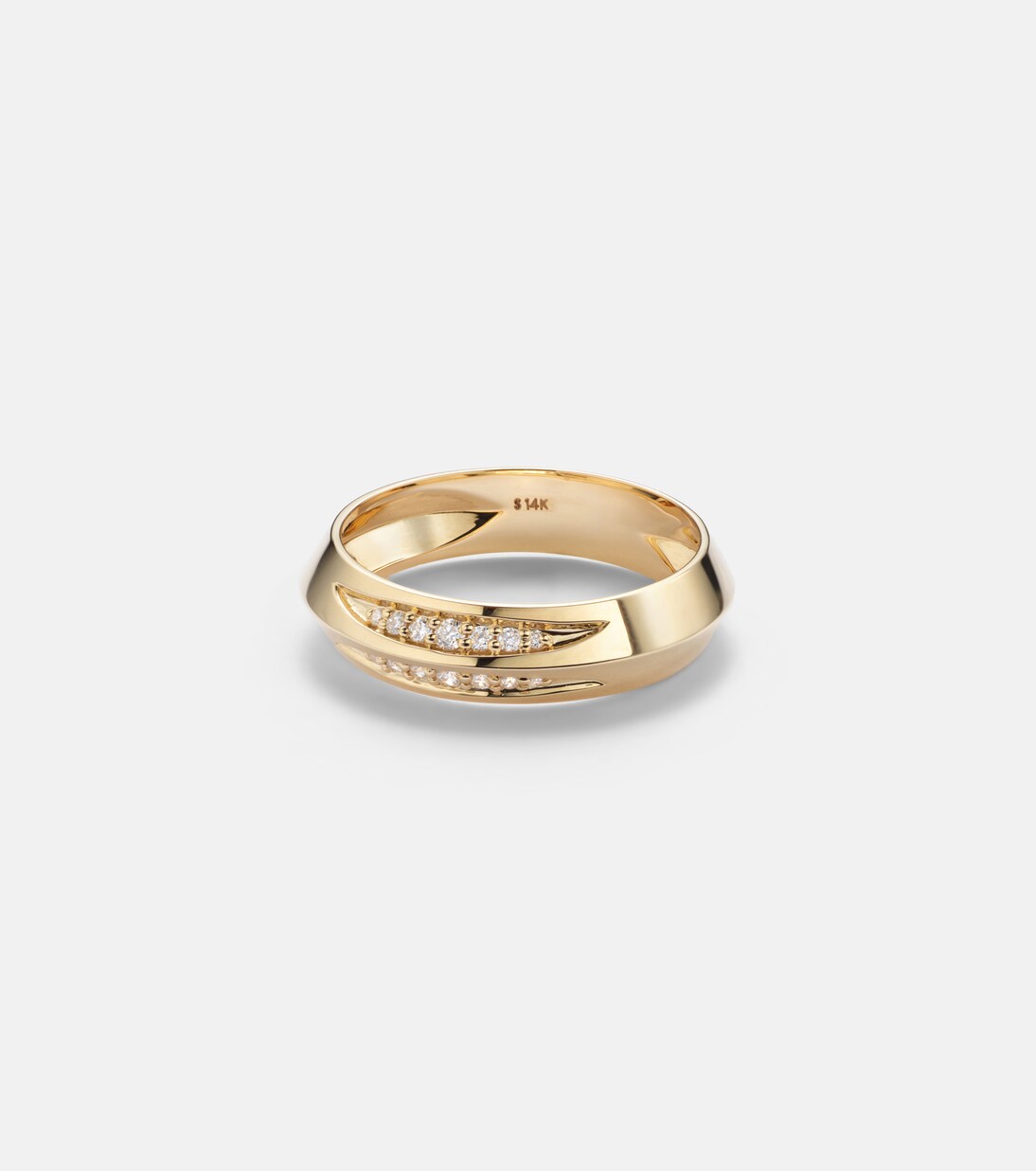 Knife Edge 14kt gold ring with diamonds | Stone and Strand