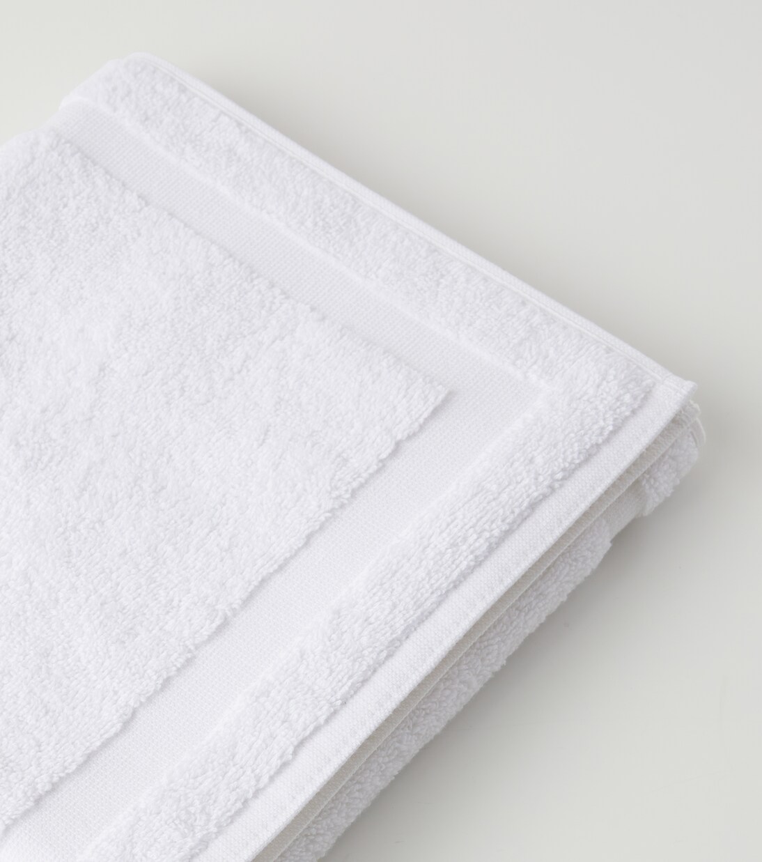 Logo cotton hand towel | Balenciaga
