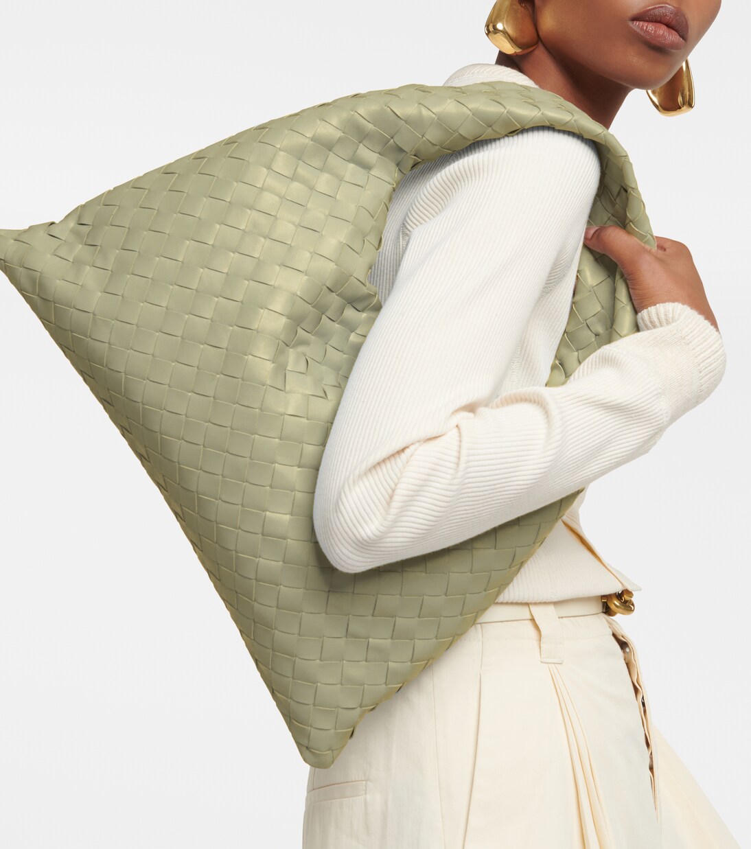 Hop Intrecciato leather shoulder bag | Bottega Veneta