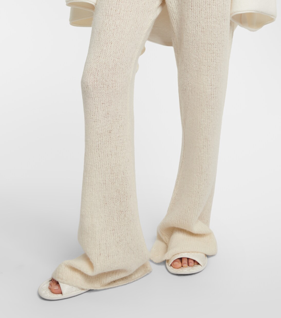 Pantalon évasé Gregori en cachemire | The Row